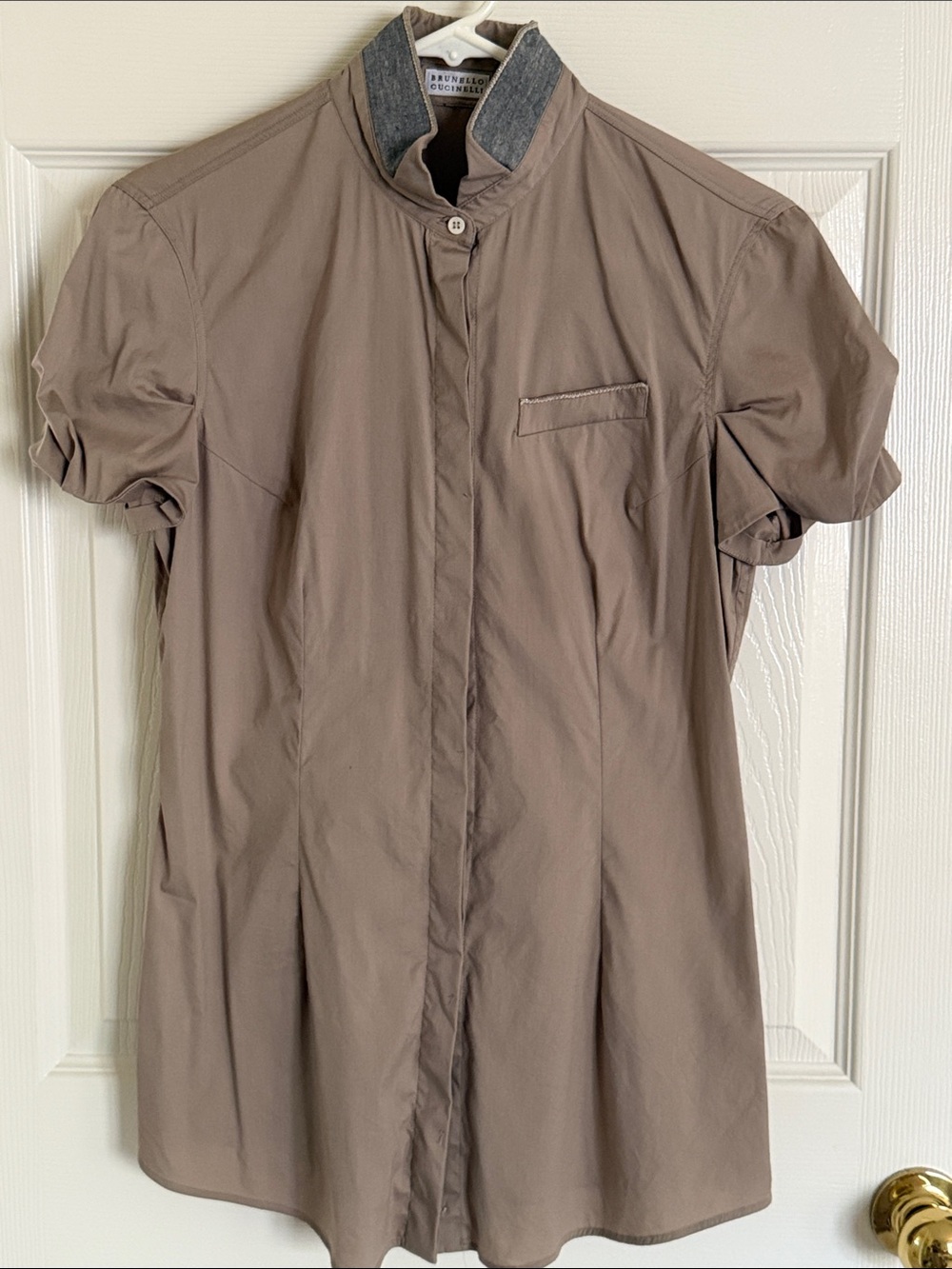Brunello Cucinelli Taupe Short-Sleeve Shirt Jacket with Contrast Collar